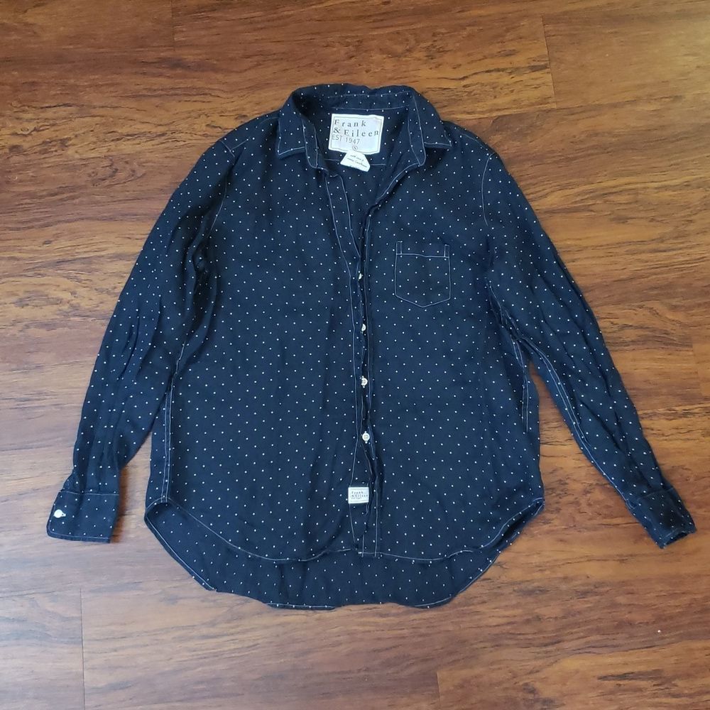 Frank And Eileen Navy Size S Polka Dot Eileen 100% Linen Long Sleeve Button Down